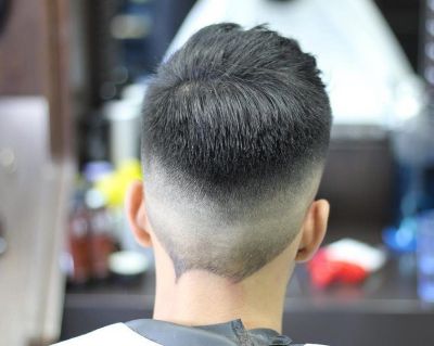 چگونه خط گردن همسرتان را در خانه مرتب کنید؟