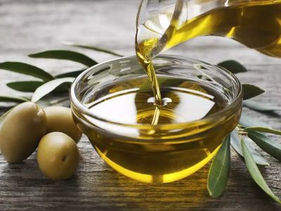 آموزش ماساژ با روغن زیتون